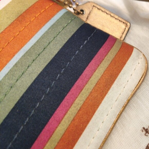 Coach Lim Ed Horizontal Stitch Legacy Stripe Pocket Wristlet in Brass/Multi, EUC - Picture 6 of 13